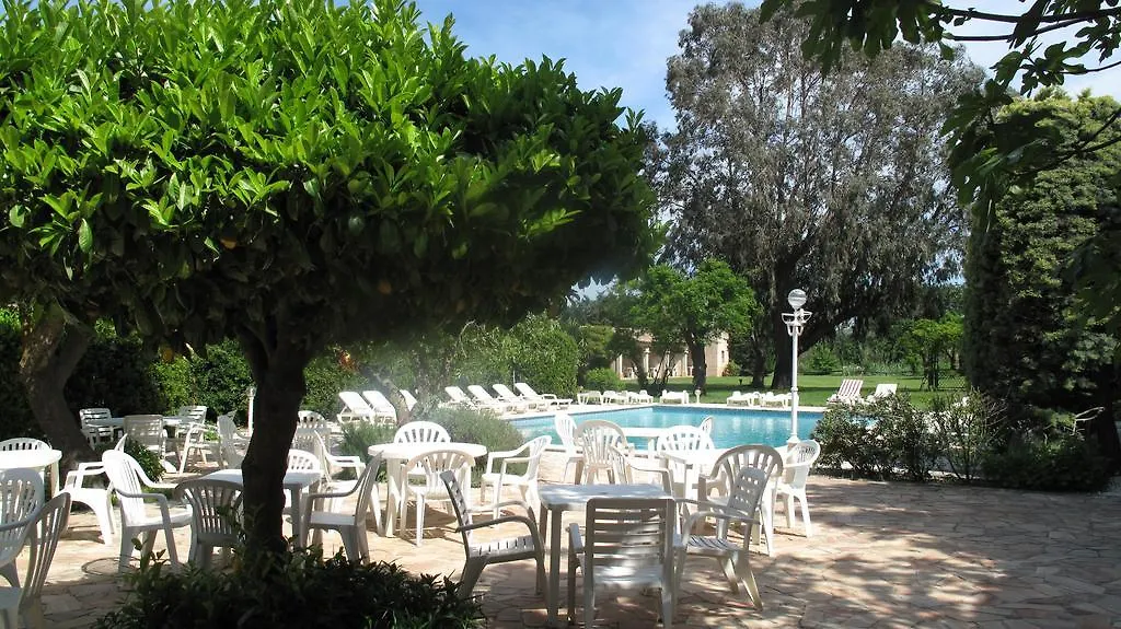 Hotel Le Ginestel Grimaud