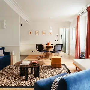 my-maison-in-champs-de-mars.fr-paris.fr/
